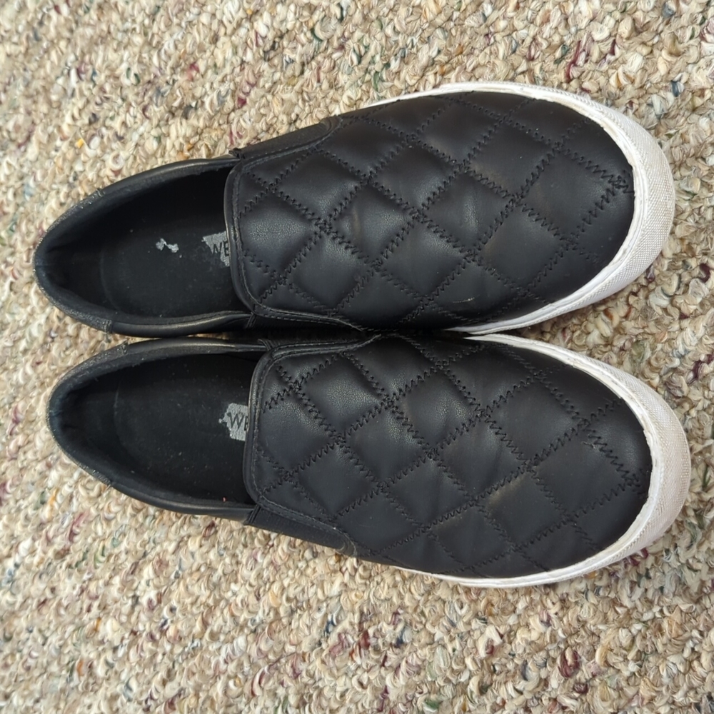 Nine West slip on shoes